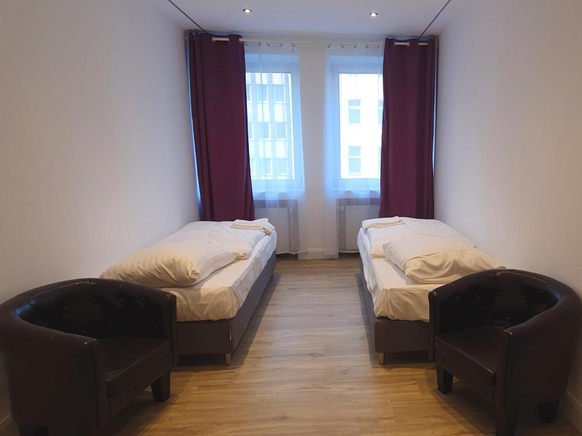 Ferienwohnung Graf-Adolflux Düsseldorf Exterior foto