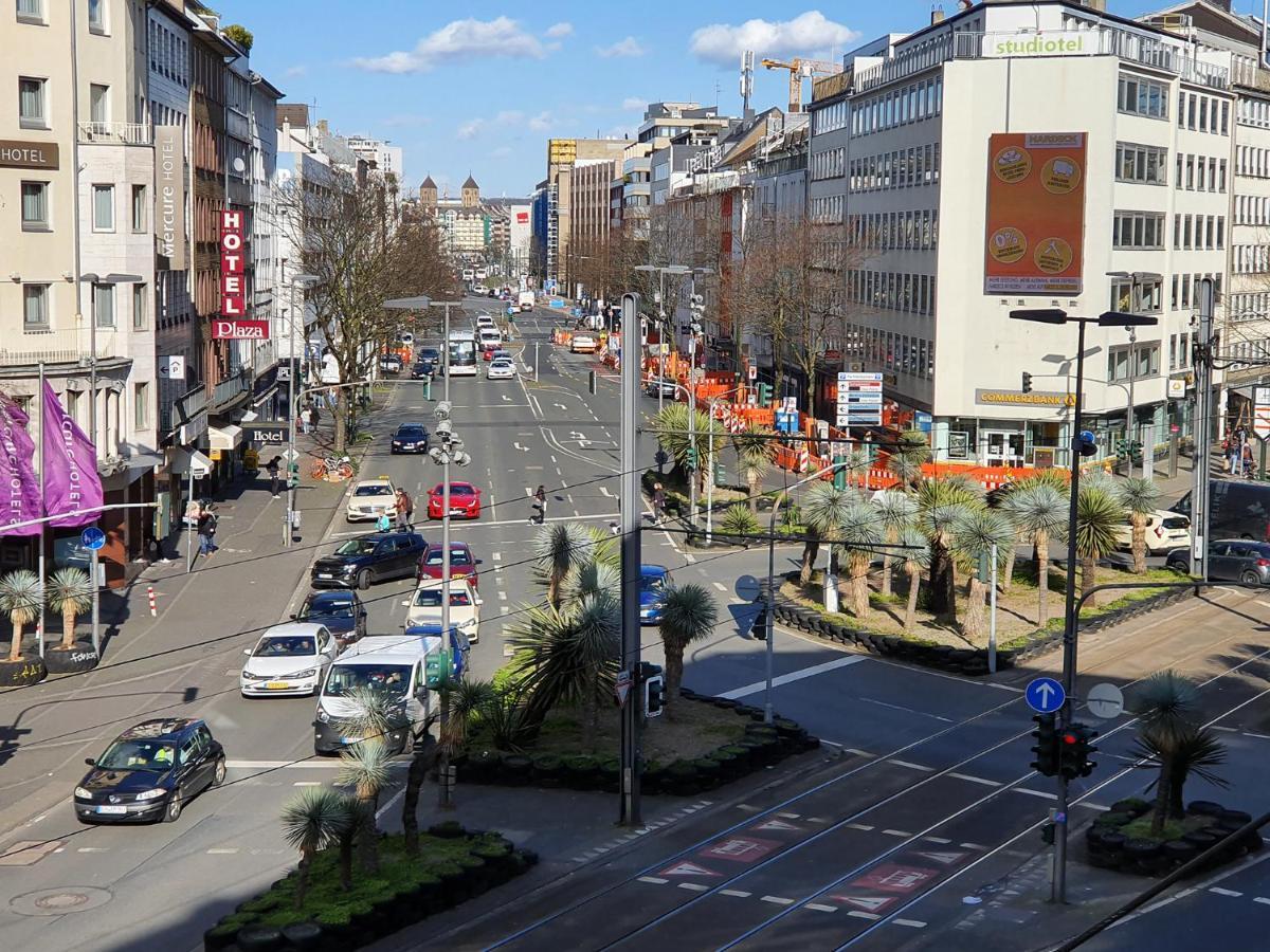 Ferienwohnung Graf-Adolflux Düsseldorf Exterior foto