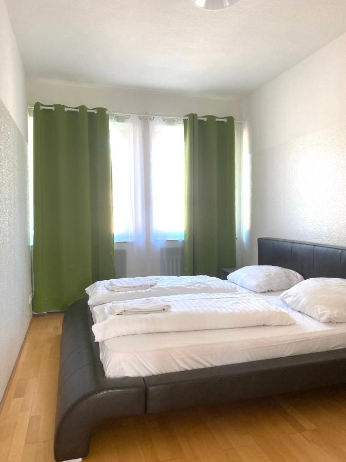 Ferienwohnung Graf-Adolflux Düsseldorf Exterior foto
