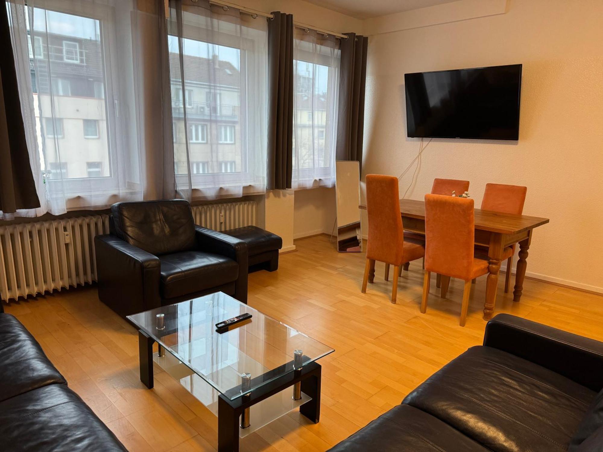 Ferienwohnung Graf-Adolflux Düsseldorf Exterior foto
